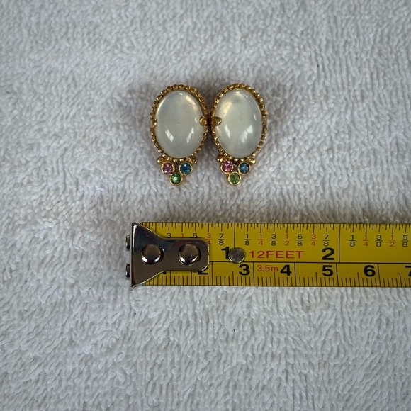 Vintage Mid-Century Moonstone & Rhinestone Clip-On Earrings - Picture 10 of 11